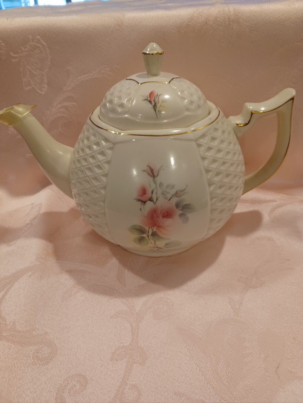 Vintage Donegal Irish Parian Porcelian Teapot Pattern IRISH ROSE